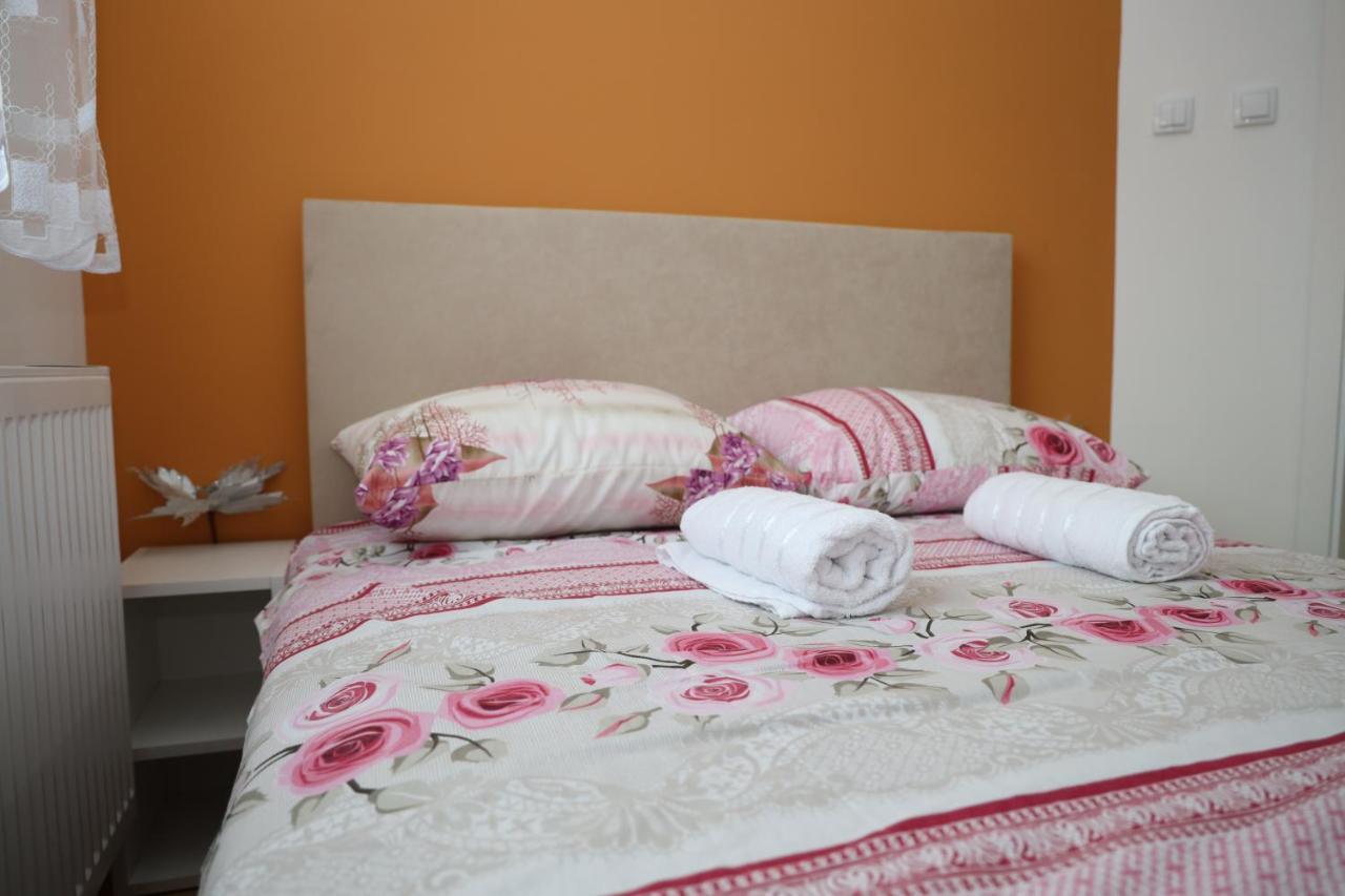 Apartman Solunska 18 バニャ・ルカ エクステリア 写真