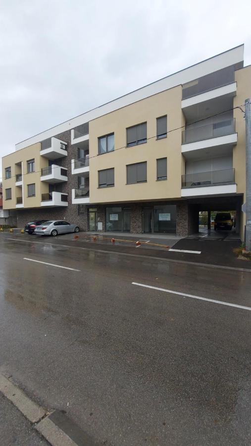 Apartman Solunska 18 バニャ・ルカ エクステリア 写真