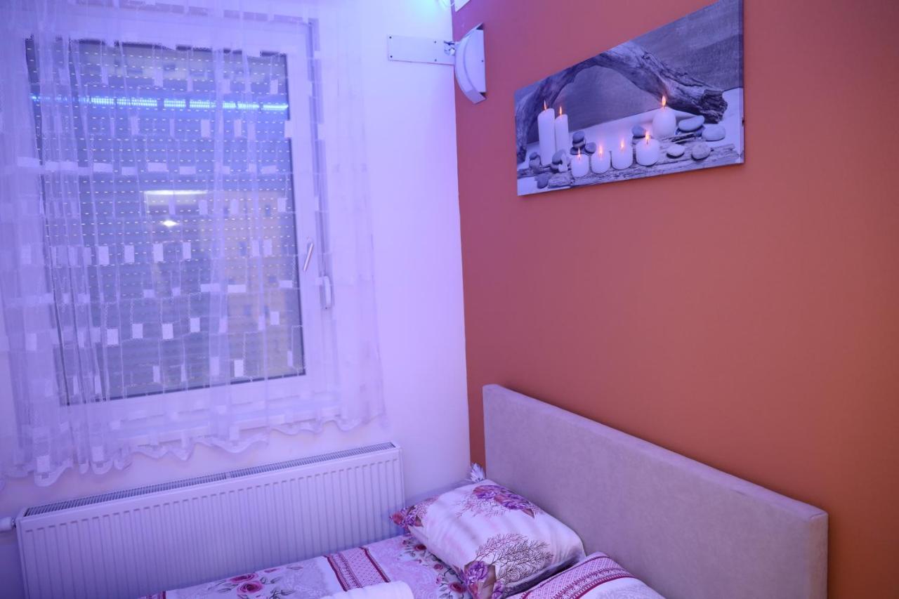 Apartman Solunska 18 バニャ・ルカ エクステリア 写真